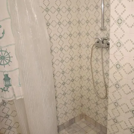 Two-bedroom In Lejlighed
