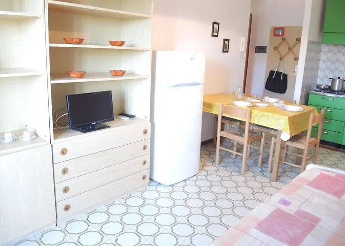 Renewed Two-bedroom In Appartamento *